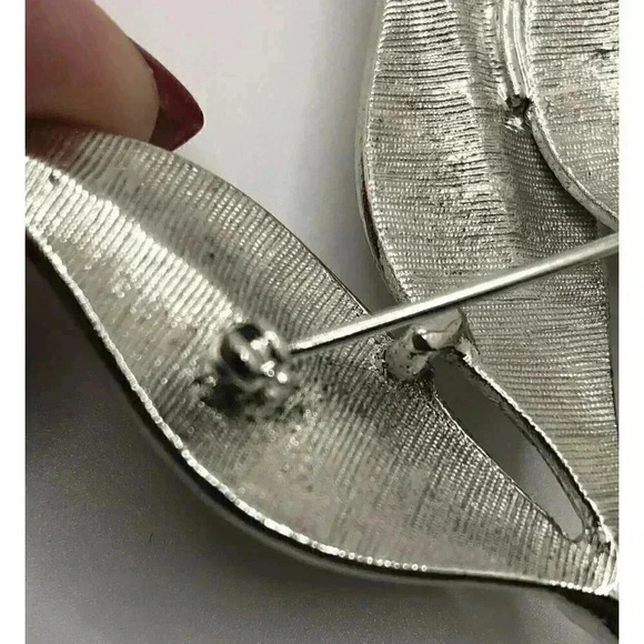 Vintage Emmons Silver Tone Oversize Leaf Brooch Pin Textured Leaves - Picture 4 of 8